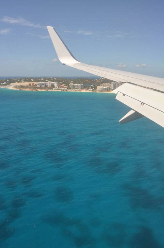 Finalmente, o mar do Caribe! (pousando em St. Maarten)